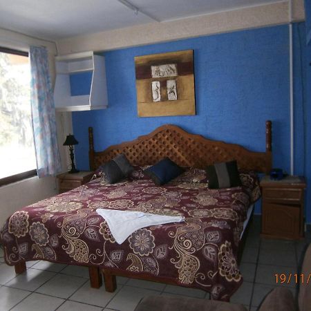 La Casa Azul Hostal Y Pension - Cordoba คาลาปา ภายนอก รูปภาพ