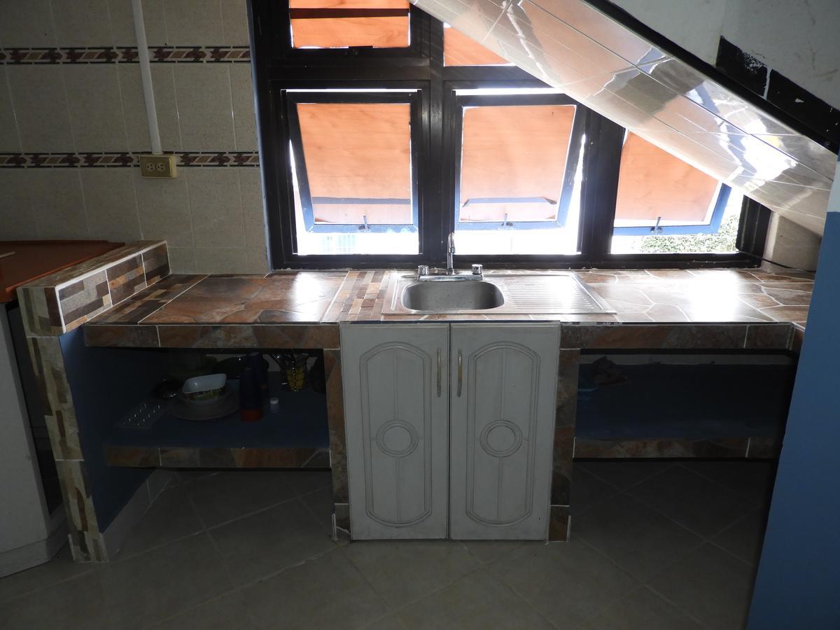 La Casa Azul Hostal Y Pension - Cordoba คาลาปา ภายนอก รูปภาพ